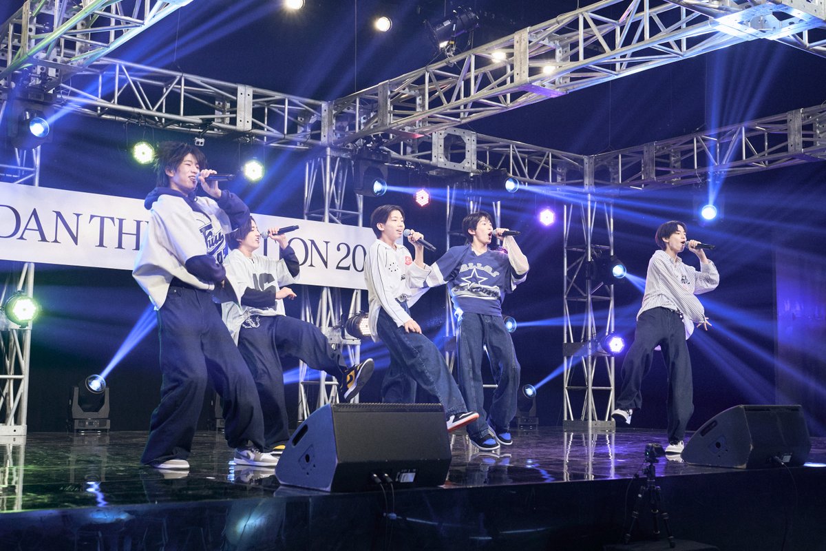 tx_dan2ebidan's tweet photo. ⋰
#DANDANEBiDAN
EBiDAN THE AUDITION 2026
～最終審査📍合格者発表～
7月30日(木)深夜1時放送👑
⋱

放送前にチラ見せ💁👀

#ダンエビ
#EBiDAN
#EBiDANオーディション
#EBiDAN_AD https://t.co/nT2HlrfSBf