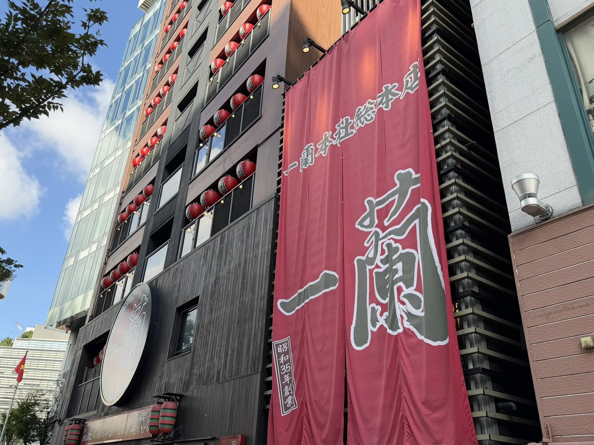 鷹宮零 tweet media