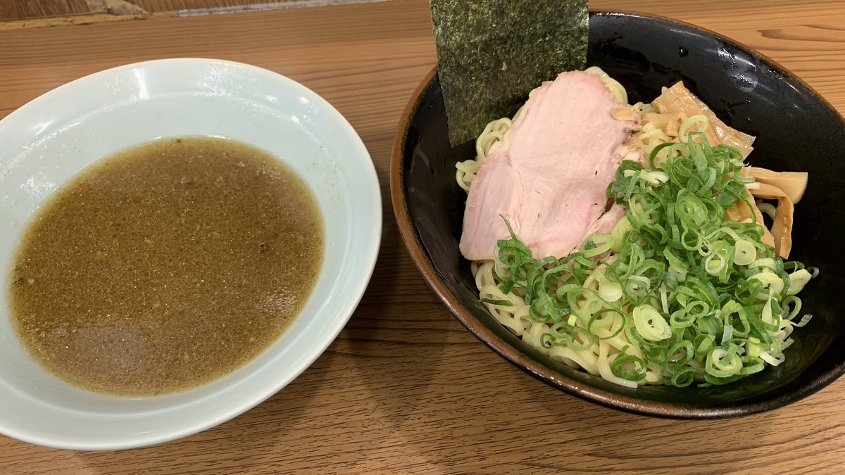 あべおじ tweet media