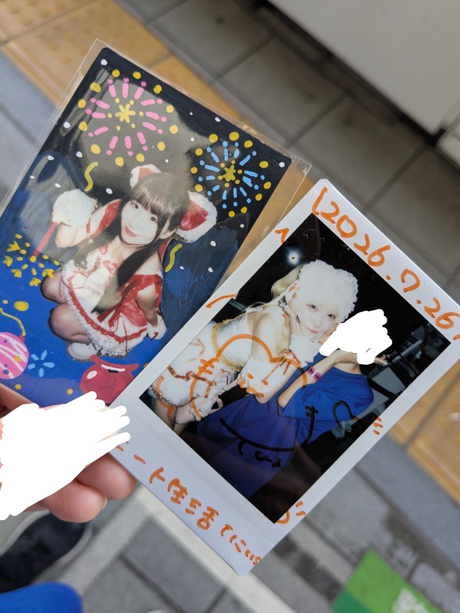 ___koke55's tweet photo. ゆあぴちゃん‼️
今日も元気でニコニコで楽しそーで可愛かった🥰なんか今日の特典会体感長かった‼️囲みは恐れ多くてメンバーだけで撮ってもらったけど、ちょーかわいくて、ありがとう😭
メロメロケットの好きすぎてのとこ好き、可愛い🫶
ランダムデコチェキはみりちゃんでした！可愛い夏で良い👍 ̖́- https://t.co/DCG3voYloD
