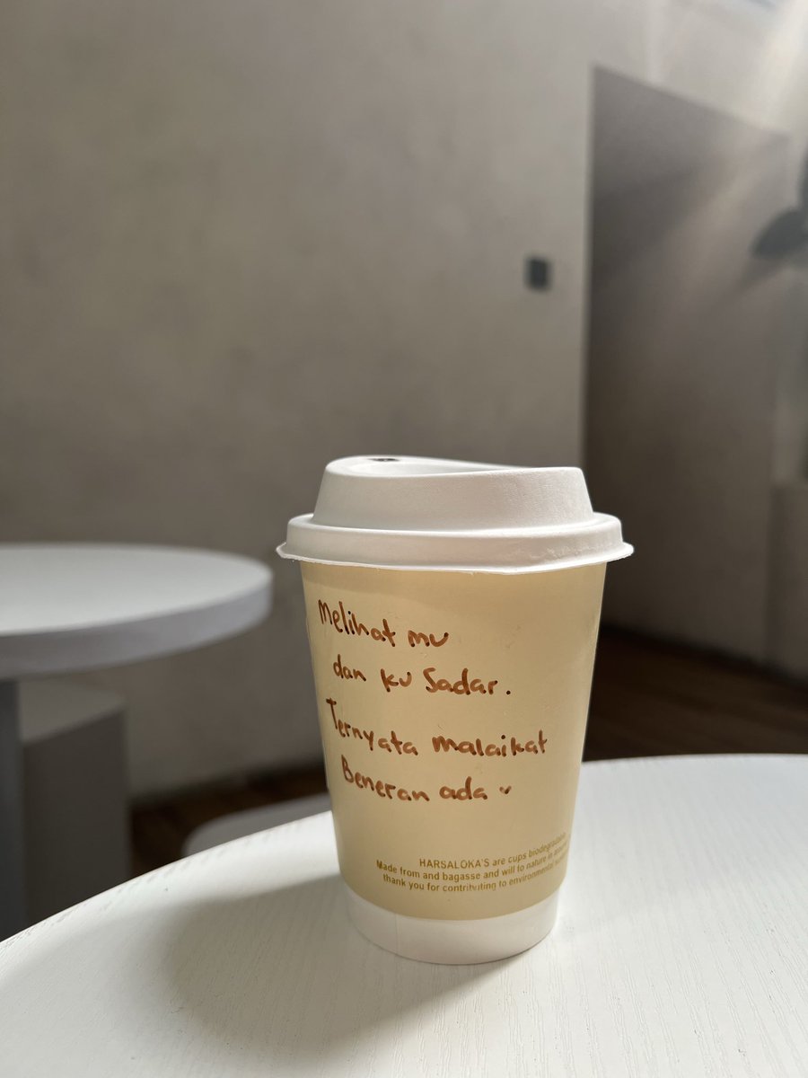 SamaelVrita's tweet photo. Tunggu bntr…
Keknya baristanya cwo deh td… https://t.co/XAkedKudz8