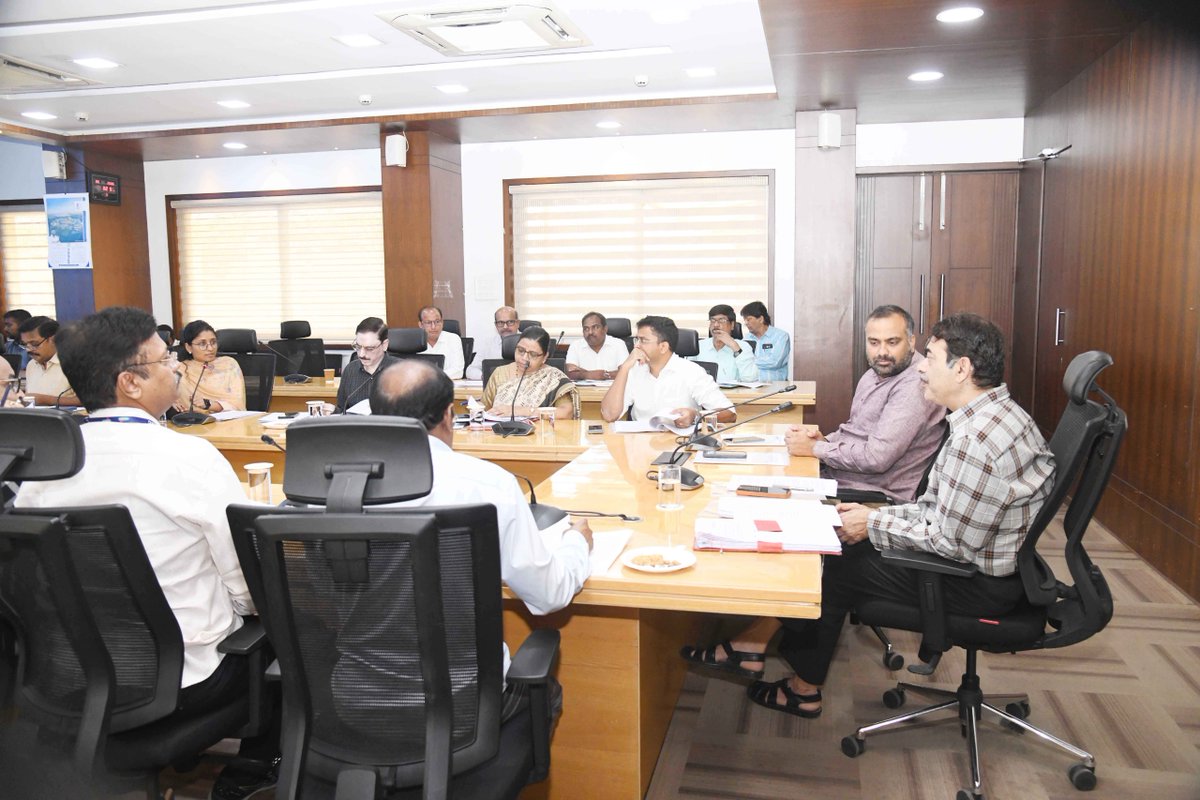 CommissionrGHMC's tweet photo. GHMC Standing Committee Approves Key Infrastructure, Sanitation & Digital Governance Proposals

The 6th Ordinary Meeting of the GHMC Standing Committee was held on 25 July 2026 under the Chairmanship of Sri Jayesh Ranjan, IAS, Special Chief Secretary, MA&UD Department, in the presence of the Commissioner, GHMC Sri R.V Karnan, Additional Commissioners, Zonal Commissioners, and Heads of Departments.

The Committee approved and deliberated on key proposals covering the modernization of the Gowlipura Small Animal Slaughterhouse; construction of the Sanjeevaiah Park ROB, Rasoolpura Bidirectional Flyover, CC Roads at Hydershakote, and BT Roads in Badangpet; collection of pending Right of Way (RoW) pole rental charges; engagement of a Swachhata Knowledge Partner under SBM(U) 2.0; implementation of ITC's CSR-based "Wellbeing Out of Waste" programme in schools; migration of GHMC applications to Microsoft Azure Cloud; introduction of a mobile-based facial recognition biometric attendance system for sanitation and entomology workers; adoption and maintenance of Jubilee Hills parks under CSR; and road development proposals involving property acquisition for missing link corridors in Kismathpur, Bandlaguda Jagir, and Shamshabad.

The Standing Committee also recommended proposals requiring Corporation approval for further consideration, reaffirming GHMC's commitment to strengthening infrastructure, urban governance, sanitation, digital transformation, and improved civic services across Hyderabad.

#GHMC #Hyderabad #UrbanDevelopment #SmartGovernance #SBM #CivicInfrastructure

@TelanganaCMO @TelanganaCS @IPRTelangana
@jayesh_ranjan @GHMCOnline