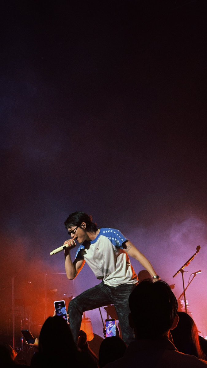 kchowoodz's tweet photo. Hey rockstar 🤘🏻🎸

#WOODZ #우즈 #조승연 
#Archive1_in_LA #Archive1_in_LosAngeles https://t.co/vdslPOZFsW