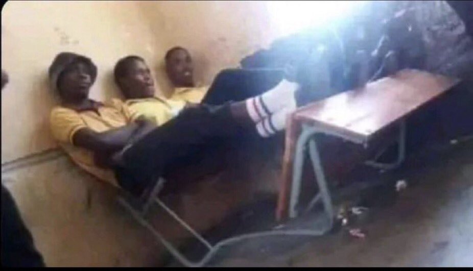 Nestroytimo's tweet photo. Prefect: The head teacher wants all of us to gather in the chapel for prayers 

Backbenchers: Go and tell him God is everywhere https://t.co/8bD1lajNHG