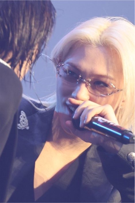 jinink__'s tweet photo. the gaze 😮‍💨 https://t.co/RG2zpqngXx