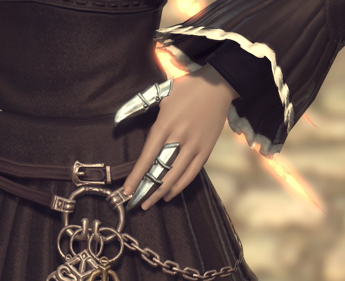 esnupib's tweet photo. praemagitek claws of casting/healing being similar🤤🤤🤤 https://t.co/rbjxxzcfUD