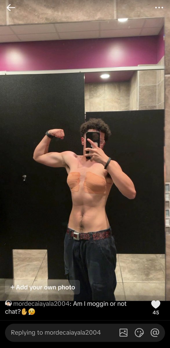 blarklk's tweet photo. What is tiktok even about https://t.co/lpOcftgtCA