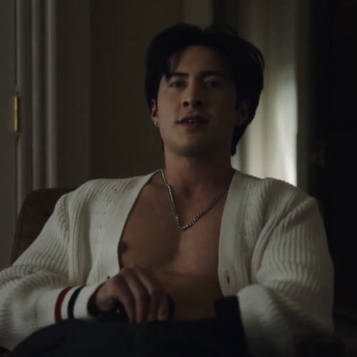 huddromi's tweet photo. yaga trailer coming out has really made me miss hudson’s long hair like i mourn for her every day 💔 https://t.co/IlM6BLPKWU