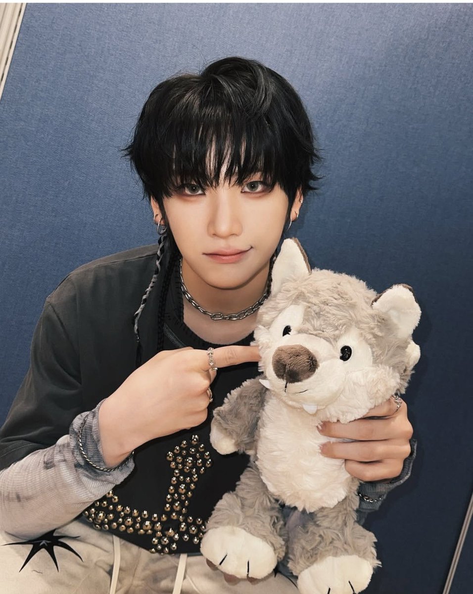 emeguj's tweet photo. マキくん
ニコラちゅ
ゆまくん
りゅうた
🤭🩷(笑)
#andTEAM #andTEAM狼  #andTEAM_JOくんが付けてくれた名前 https://t.co/GVhfWKkFeg