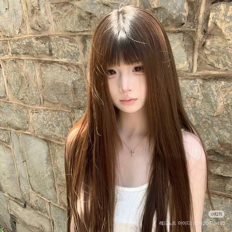 gecemsncisi's tweet photo. Soft, sunlit portrait of a young woman with long, flowing hair in a simple white topproof that minimal can be powerful
aajp https://t.co/hnCsTFOcC2