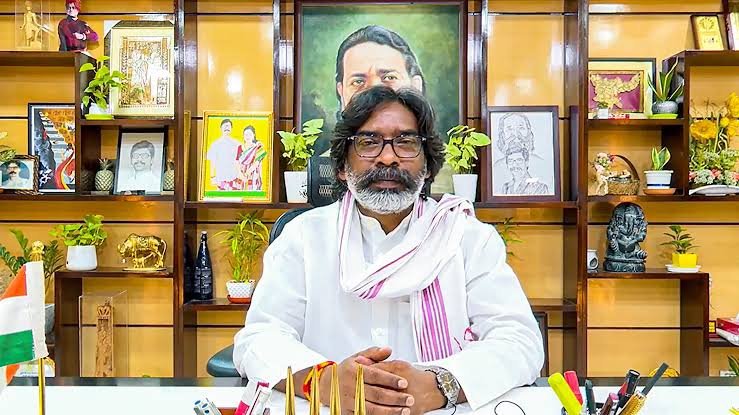 VivekGa54515036's tweet photo. इन्हें जितना जल्दी हो सके इस्तीफा दे देना चाहिए। वरना आंदोलन जंतर-मंतर जैसा हो सकता है।
#jharkhand 
#jpsc
#jssc https://t.co/WsUKcfQbrK