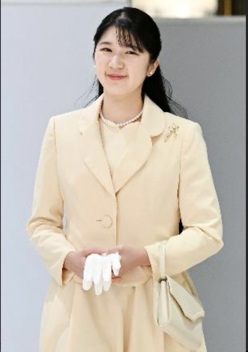 HOShuC7tLZ28923's tweet photo. やっぱり愛子様がいい、そう思う。
普通に...
直系世襲で良いと思いませんか？

#皇室乗っ取りは許さない 
#敬宮愛子内親王殿下 https://t.co/c4XV541P5z