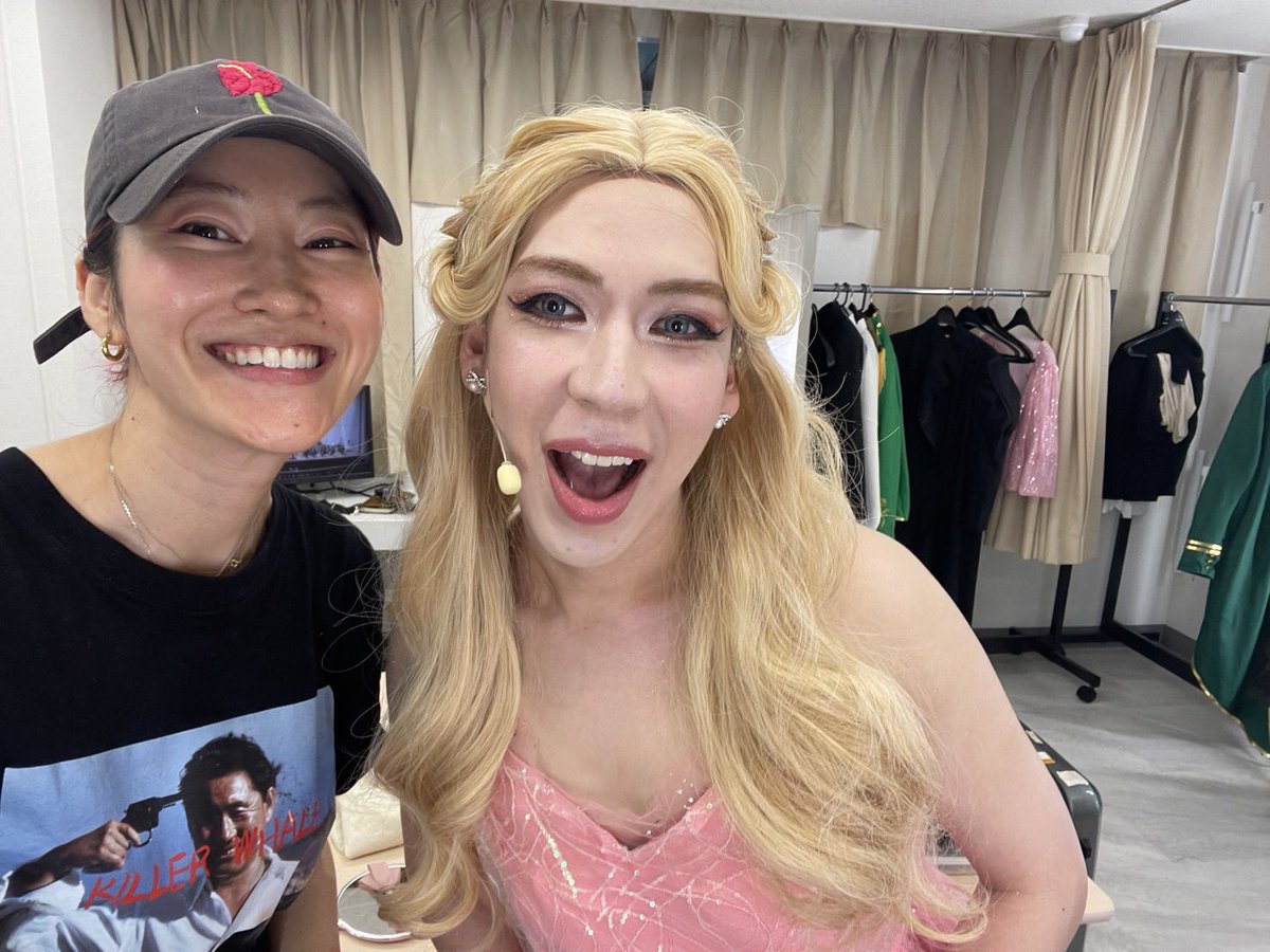 ny_bbb's tweet photo. ご来場くださった皆様、本当にありがとうございました✨
20回目の節目で復活したミュージカルステージ✨グリンダ役を演じられて幸せでした🩷少しでも伝わっていたら幸いです😊
メイク担当ひこのさんにも感謝📸
そして『松』では、みんなの音が一つになる瞬間に感動して涙…忘れられない演奏会でした🎶 https://t.co/m96IgtV78Z