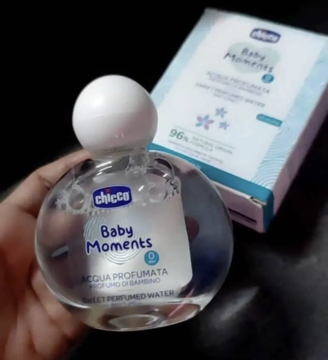 nadaeladela's tweet photo. JUJURR Gue ga ngerti lagi kenapa parfum bayi ini wanginya bisa nempel berhari hari 😭🥹￼ https://t.co/y3wO6zDFGD