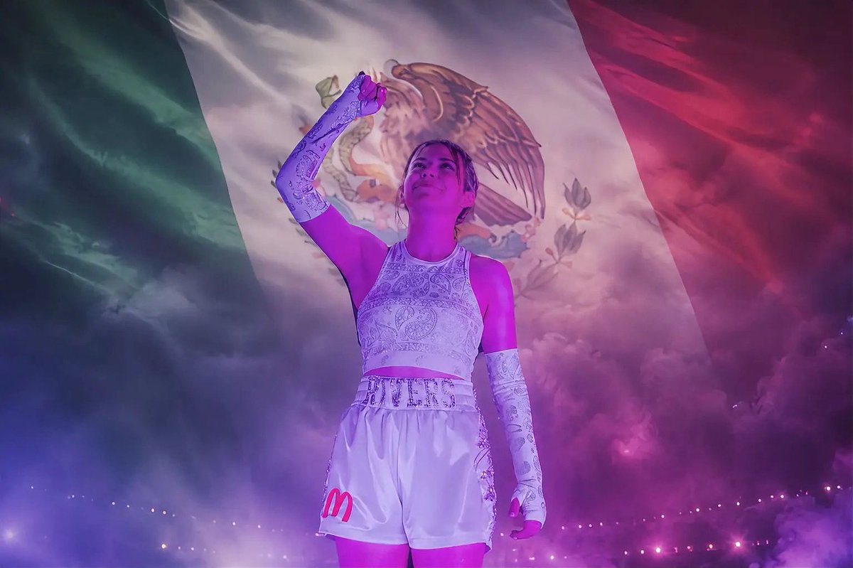 val_snun's tweet photo. Gracias @samyriveratv por representar México, te quiero ❤️‍🩹🇲🇽🥊 https://t.co/0uohihXTiV