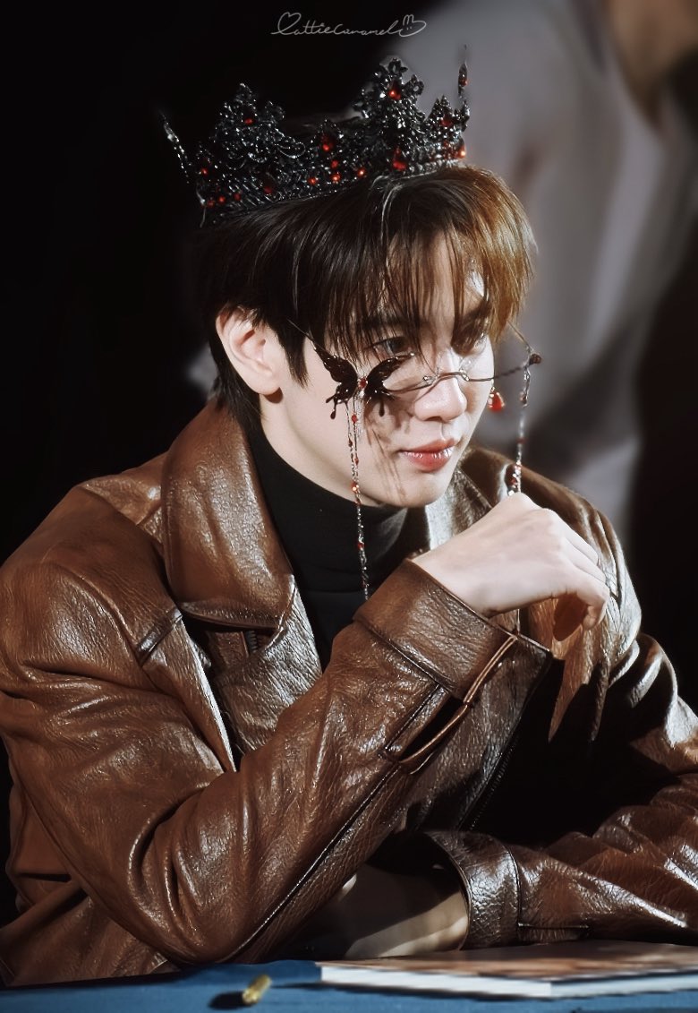 pattiecaramel's tweet photo. หล่อเหมือนไม่มีอยู่จริงงงงง🥺

MEMORIES WITH MAXKY

#MAXKY1stFANSIGN
#maxky_rp https://t.co/6RQNPAz0lw