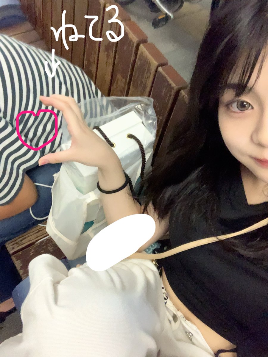 ux0llp's tweet photo. アメリカから親友帰って来た💖🫶🏻いっぱい遊ぶ！！！ https://t.co/dOAaXm9hEH