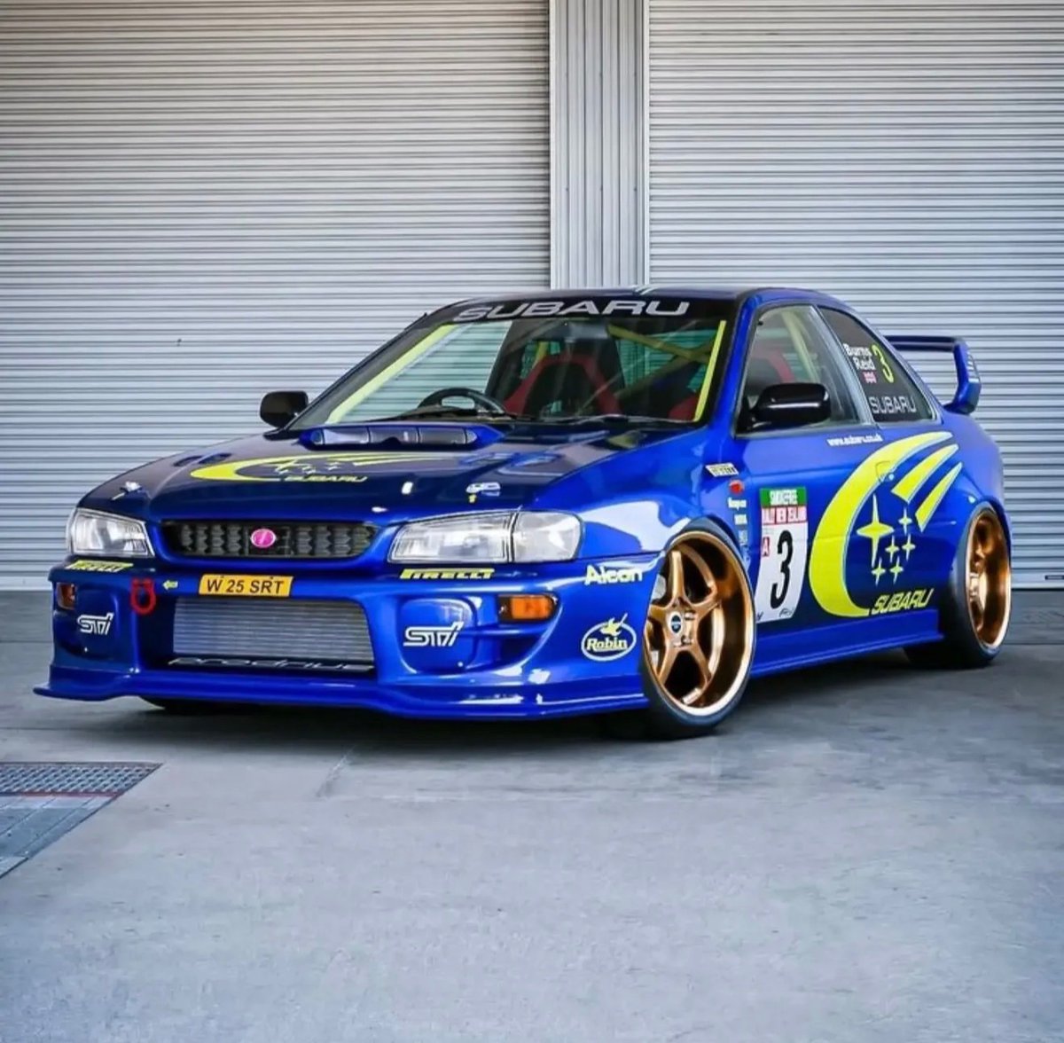 kingsofjdm's tweet photo. Classic 💙 https://t.co/sgTI0YHUzS