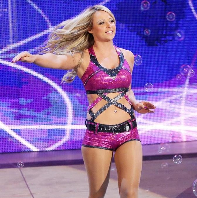 _PWChronicle's tweet photo. @WWEUsos @realfredrosser @TitusONeilWWE @Ryback @WWEBigE • Emma 🔥 

🎶 “#Emmalution” — Brian Randazzo

@TenilleDashwood https://t.co/OnTV1rtIgY