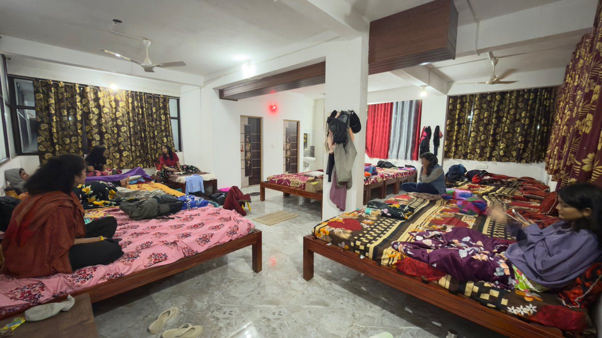 tidu_codinger's tweet photo. @nammatrip_ , Booking ID: BOOK5174. Our group experienced misleading accommodation and was compelled to change our confirmed return bus despite repeated refusal. Hoping for a fair resolution.
@KarnatakaWorld 
@jagograhakjago 
Complete review : https://t.co/pj2CffeHji https://t.co/bseKkCPPgM