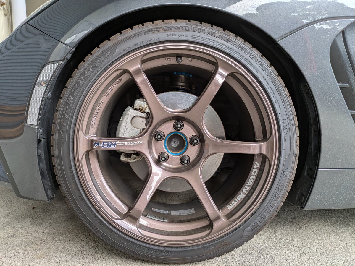 Y240_ZN8's tweet photo. 買い手募集します！
YOKOHAMA
ADVAN RG-4
18インチ9.5J+45
PCD100
4本
レーシングコッパーブロンズ
使用期間2ヶ月未満
サーキット未使用で綺麗です
タイヤは剥がします
ハブリング付属しません
15万円送料着払いでお願いします
近場の方は直接渡しもOKです https://t.co/FYkEIizANM