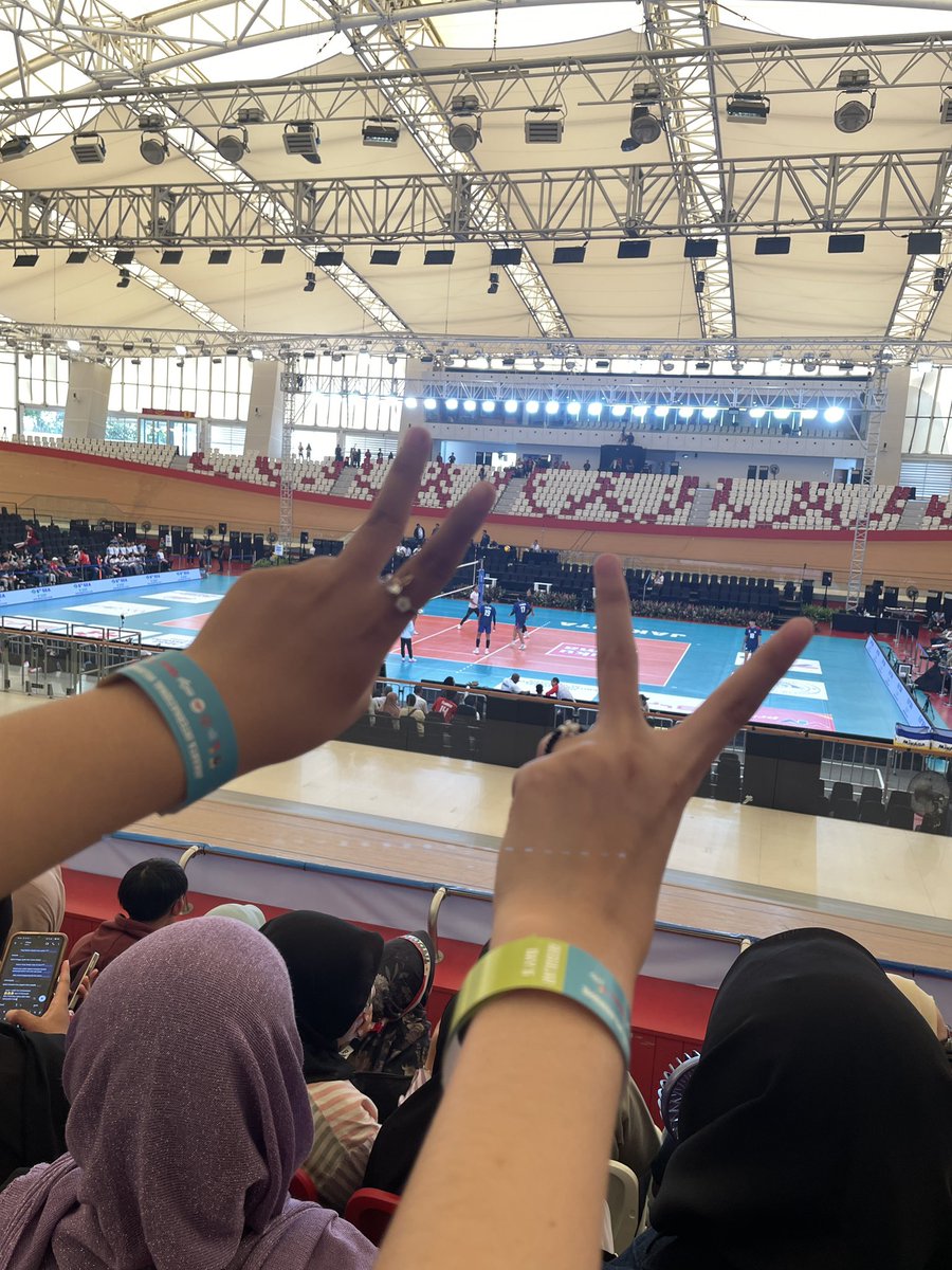 kejiakyuu's tweet photo. final day!🏐 https://t.co/gwLDjUXRCK