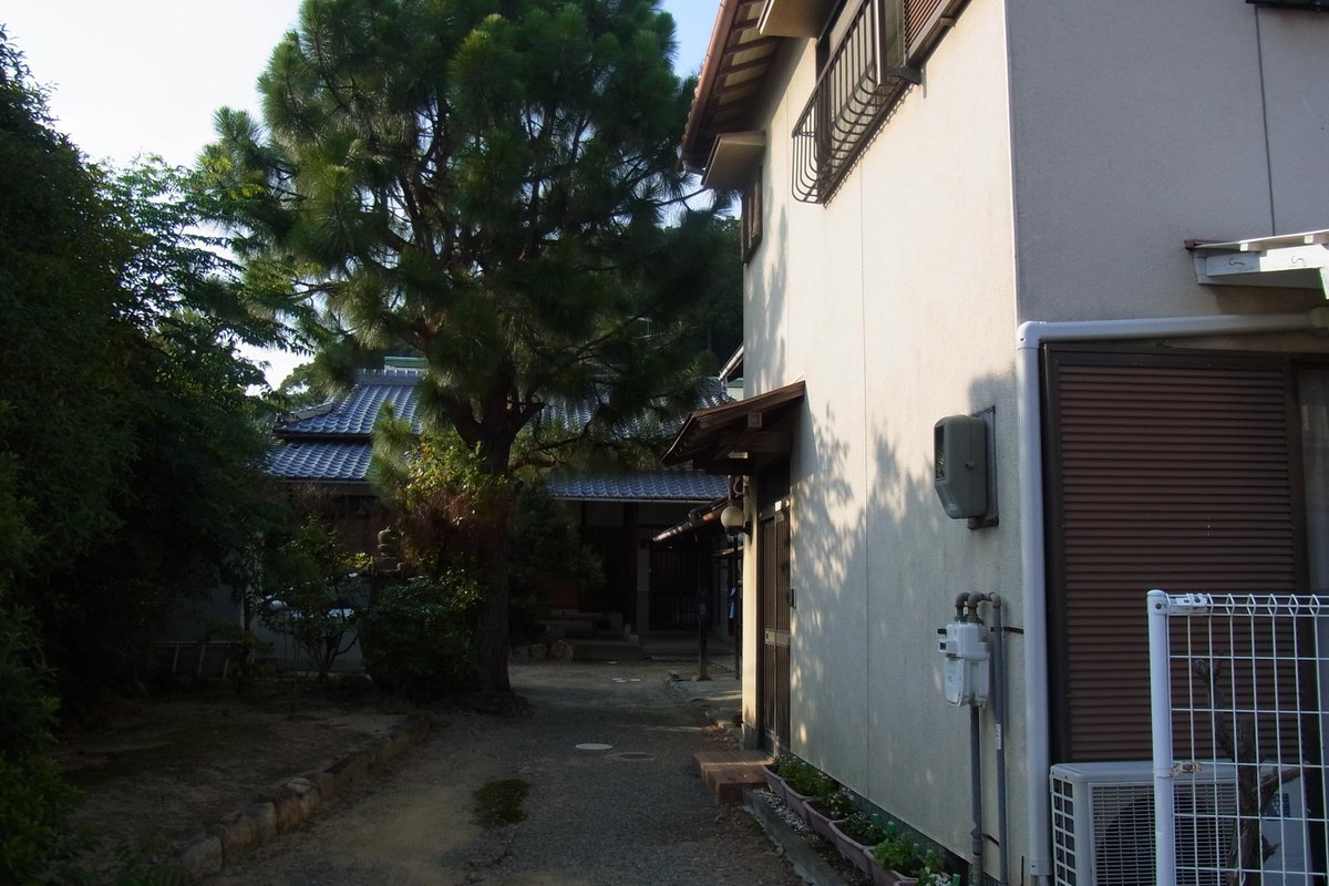 wao_camera's tweet photo. 古い町並み
RICOH CX6
#ricoh #オールドコンデジ #cx6 https://t.co/52TAqMtzIy