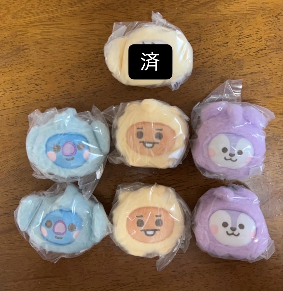 Yu10041230's tweet photo. BTS BT21 ぬいぐるみクリップ 交換 ガチャ

【譲】画像

【求】RJ

固ツイ確認お願いします！
お気軽にリプお願いします🙇‍♀️✨ https://t.co/u5sYTkG21Z