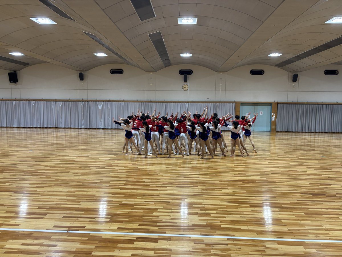 NSSU_GymClub's tweet photo. 7月24日(金)に健志台キャンパスにて前期発表会を行いました🎶

今回の前期発表会で得た経験や見つけた課題を今後の活動に���げ、さらなる成長を目指し部員一同、日々精進してまいります🤸
応援のほど、よろしくお願いいたします💪

#nssu #日体大 #体操部 #バク転 https://t.co/g1BgrIUiBf