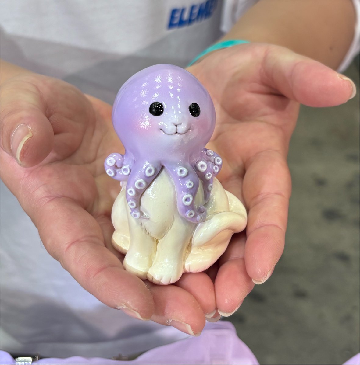 takonaction_'s tweet photo. どうしよう手が震える😭😭

たこにゃんソフビ（塗装済み）完売しました！！あんなにいっぱいいたのに！！

沢山の“多幸”を招きますように🐙ありがとうございます！

WEB販売も出来るように準備しますのでタコしみに待っててくださいね✨#WF2026S https://t.co/sdPkR9XfJC