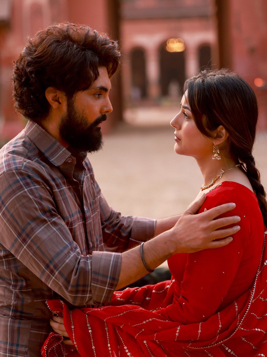 iBeingAman's tweet photo. IshqNama Running Successfully in ur near cinemas 😍♥️ what an emotional ride through out the movie 🎥💯  Must Watch movie. #ShehnaazGill #Ishqnama #Jayrandhawa 
@ishehnaaz_gill @JayyRandhawa ✓ https://t.co/uhCZwMsKyP