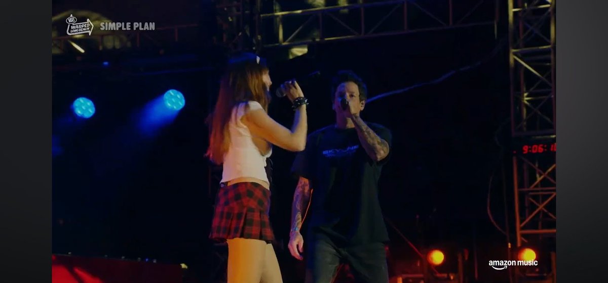 Highviewradio_'s tweet photo. 📰 | Imágenes de la presentación de Simple Plan en el Vans Warped Tour 2026, cerrando así el primer día del evento, con algunos de los temas clásicos de la banda.
#HighViewRadio #simpleplan #vanswarpedtour #VansWarpedTour2026 https://t.co/KigorK6dE7