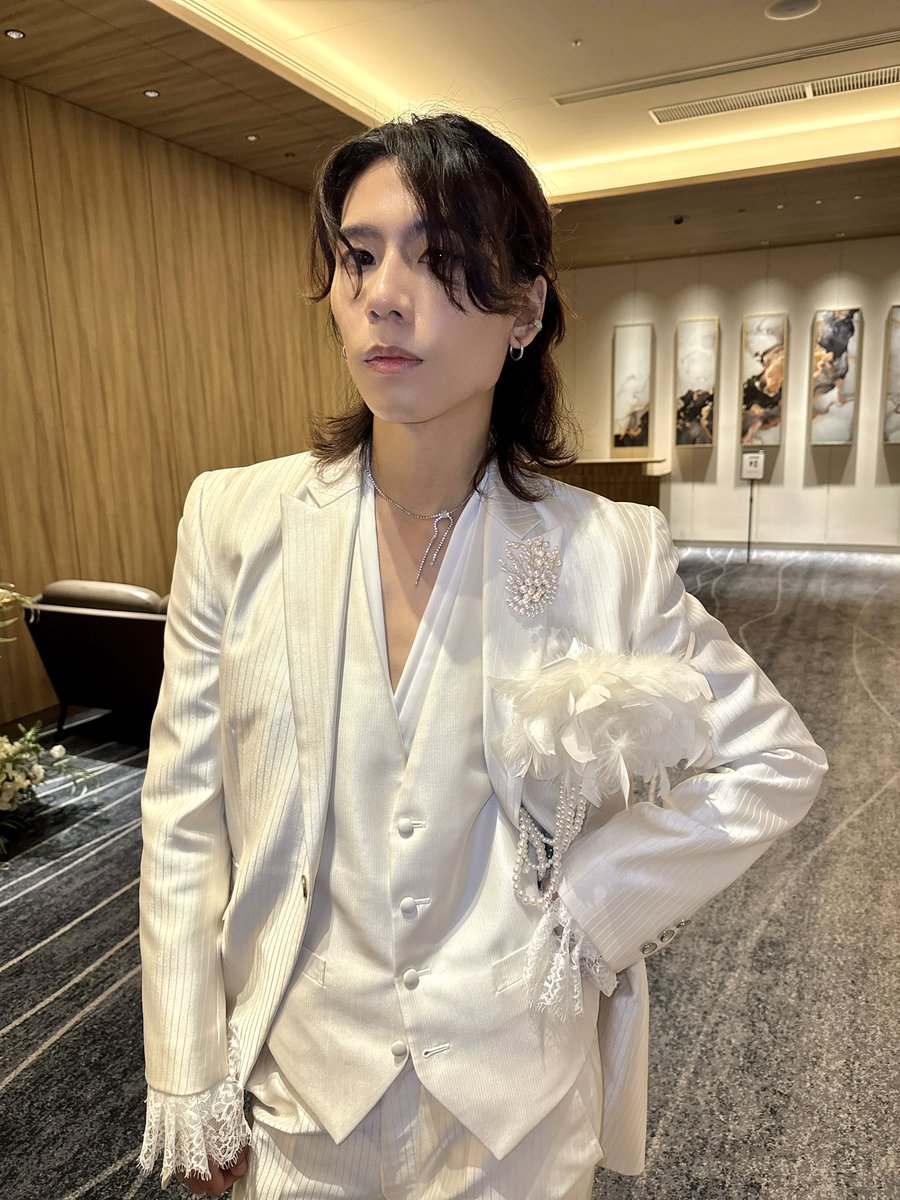 BOYMEN_yoshi's tweet photo. コートヤード・バイ・マリオット名古屋さん
にて #平松賢人 #吉原雅斗 
ディナーショー🥂

お楽しみ頂けましたでしょうか？
その日限りのラグジュアリーな衣装で
大変エロがりを奏でさせていただきました🎻

#コートヤードバイマリオット名古屋 
#ディナーショー 

 https://t.co/NmcFvyT3pG https://t.co/8FSZlchAJk