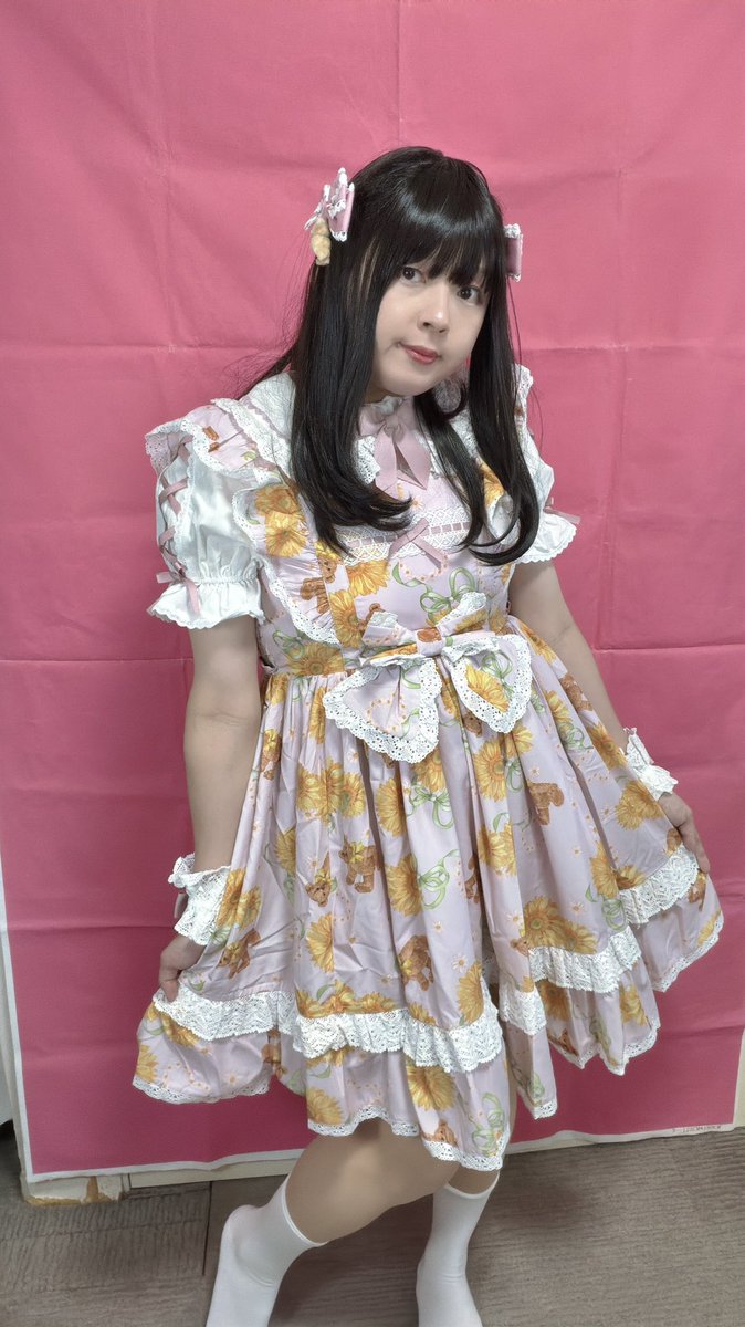 sweet_sr223's tweet photo. この前、買ったaxesのサニーサイドジャンパースカートのピンクを着てみました
くまさんの可愛らしい柄が入ってとても良かったです🧸
#女装男子 https://t.co/NVlfCKe6wy
