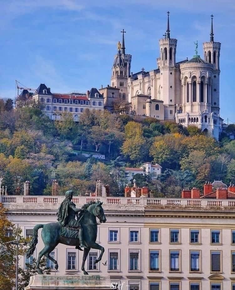 Skylinehaven76's tweet photo. Lyon, France 🇫🇷 https://t.co/vgcjbS4LWU