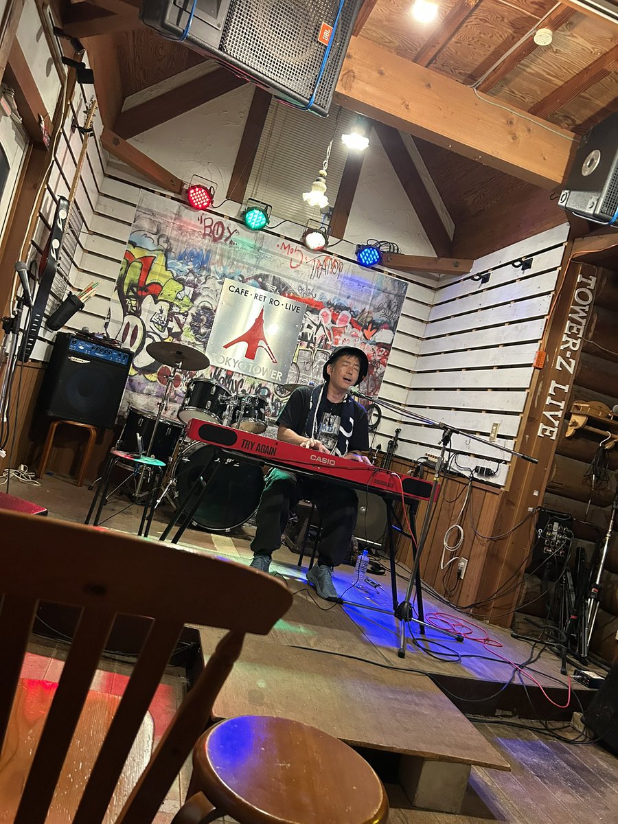 luckg4's tweet photo. 昨日の夜の部〜三重県津市、TOWER-Z!
1年ぶりに来れて嬉しいー😆
いい夜でした!
今日はTOIN Mに行くぞー🏃
#キャパーズ
#YUIYUI
#コジマハルカ
#増田敏昭
#SOUTABLUES https://t.co/A4UIb3RLqw