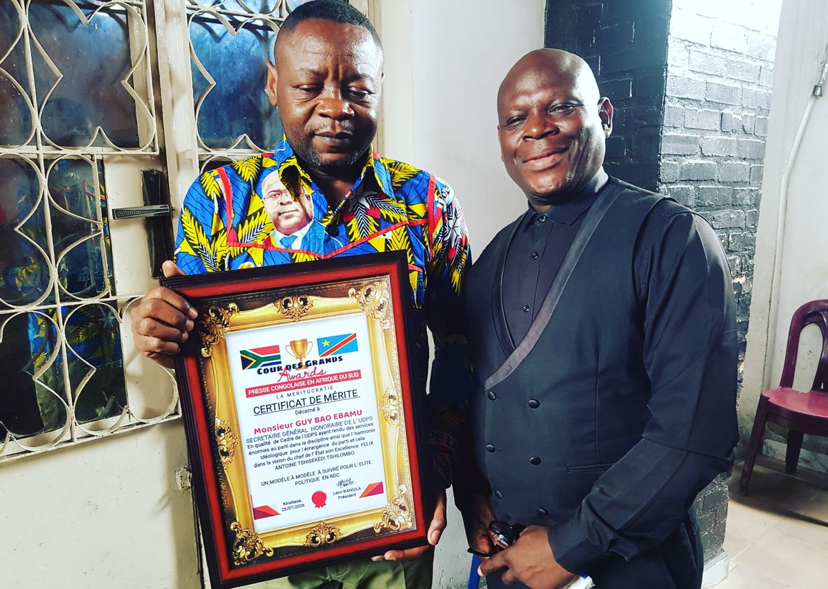 djunes_mfutu's tweet photo. La Presse congolaise en Afrique du Sud, à travers les Cour des Grands Awards, a décerné un Certificat de Mérite à Monsieur Guy Bao Ebamu, Secrétaire Général Honoraire de l'UDPS.

Cette distinction récompense les immenses services qu'il a rendus au sein de l'UDPS. https://t.co/8OyCKnfgQP