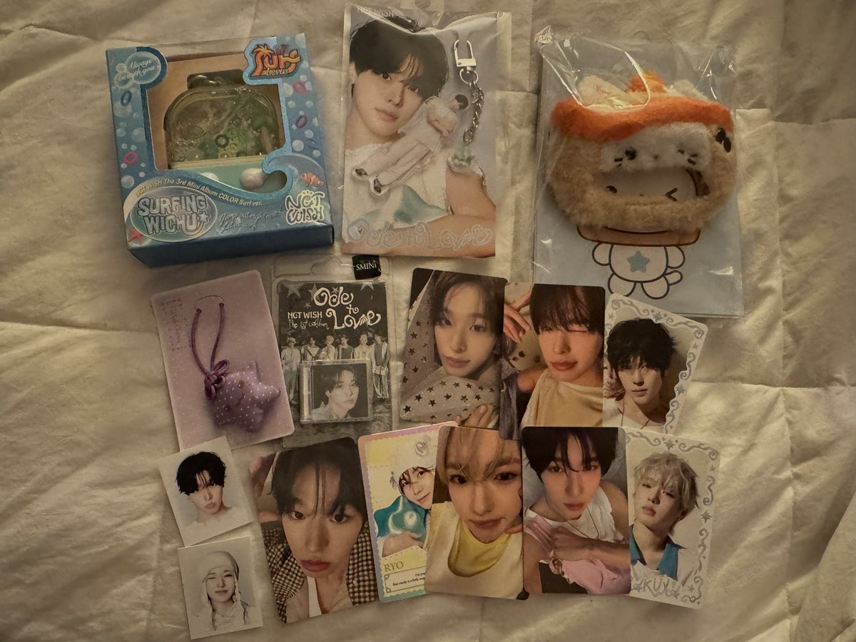 sokuriful's tweet photo. #wishful bday 🍀🤍🐈‍⬛ https://t.co/Ab1BLtl3uG
