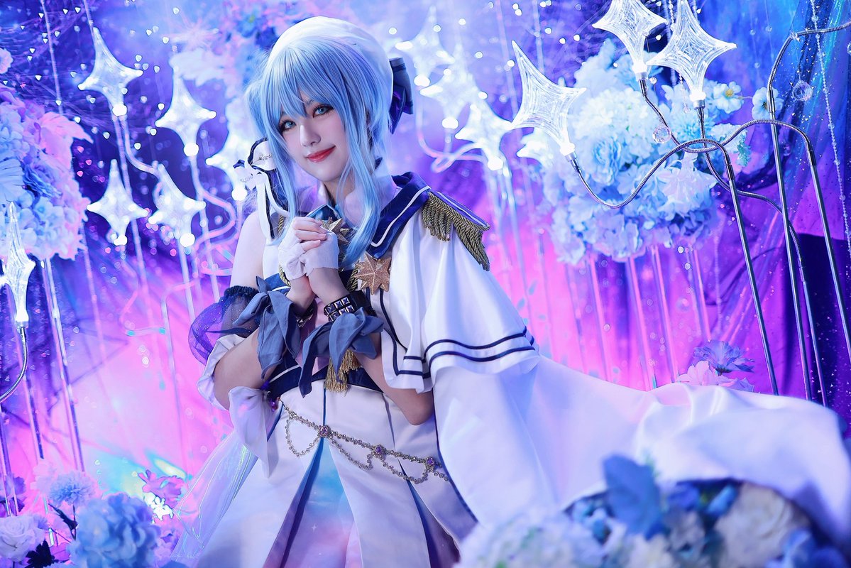 C cosplayer -☄️∞🍵 ⏩️ Holospace! tweet media
