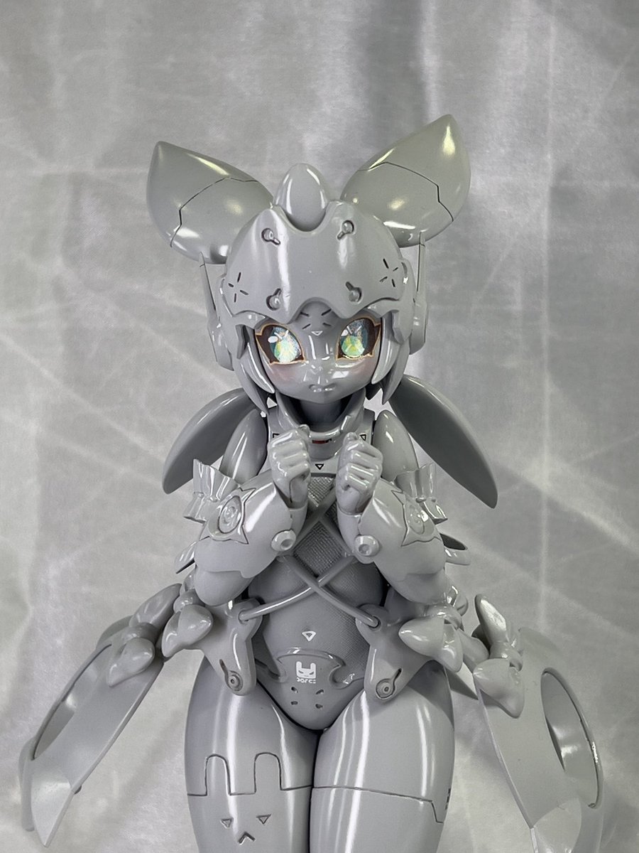flesh_eater0022's tweet photo. 良かったもの　コネクトレクトさんのとこにいたメカの女の子(ゼンゼロよく知らない)

テカテカ原型展示いいですね https://t.co/OqsNTQ5zCz