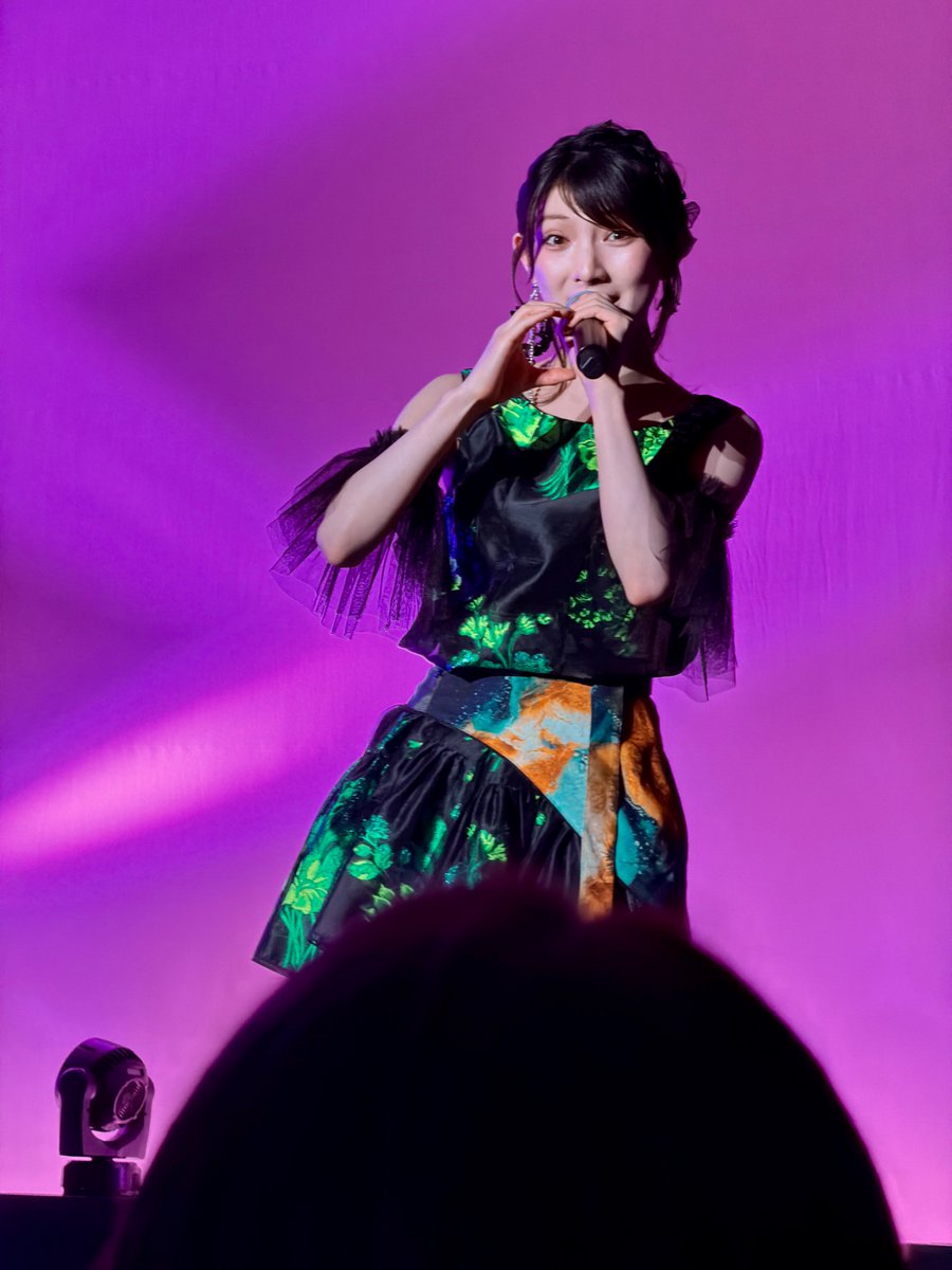 tamaco_00's tweet photo. リリイベでたくさん聴いた「あなただけを求めてる」だけどファン投票で選ばれて披露するのは特別感あった🥺
 #岡田奈々ファンミ2026 https://t.co/HpIMCEsRNG