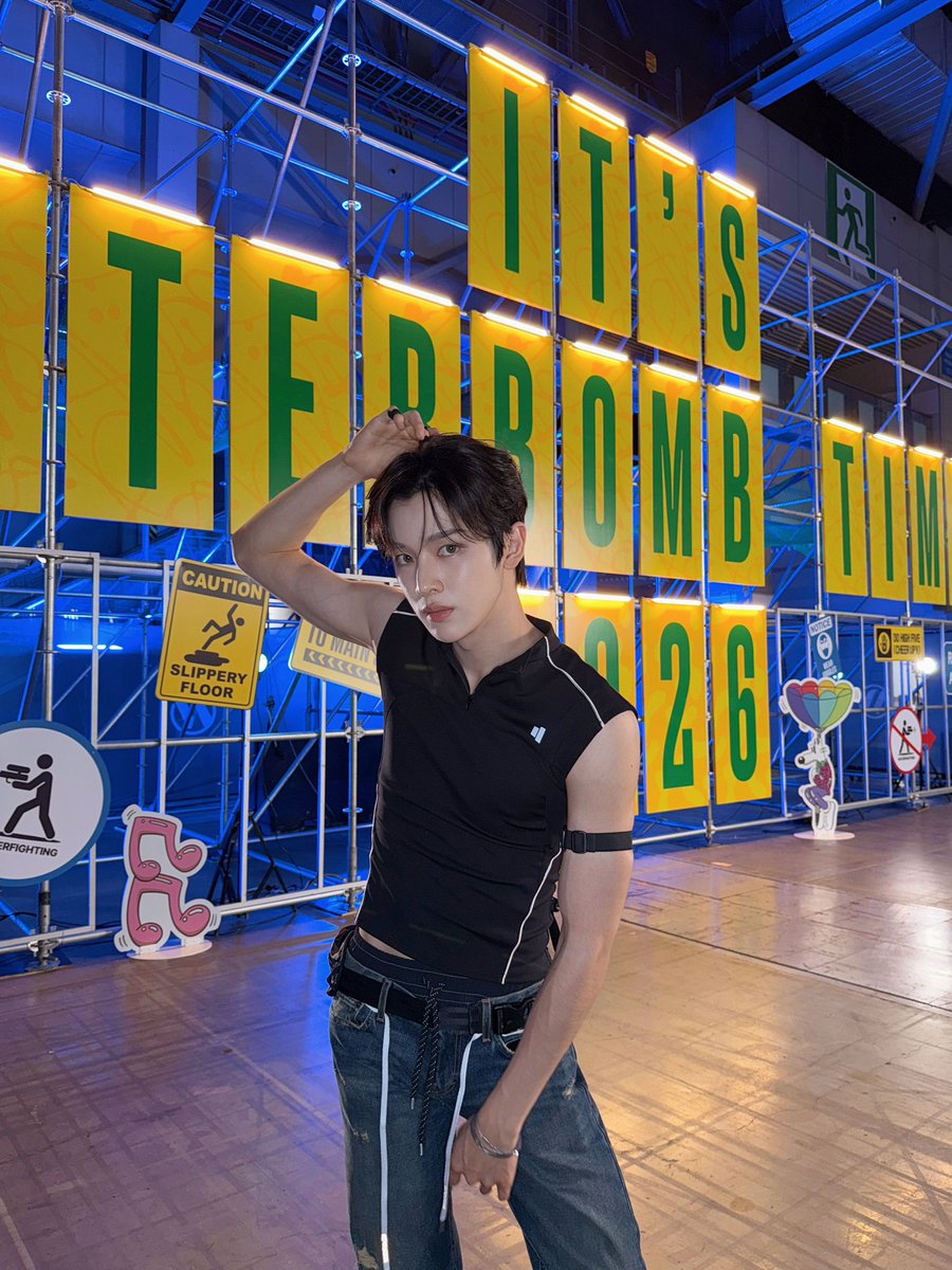 riizetalk's tweet photo. 🦌💭 • 260726 
[10:04 PM KST] 

hii 

i'm here after waterbombb https://t.co/gjnT4QFh1L