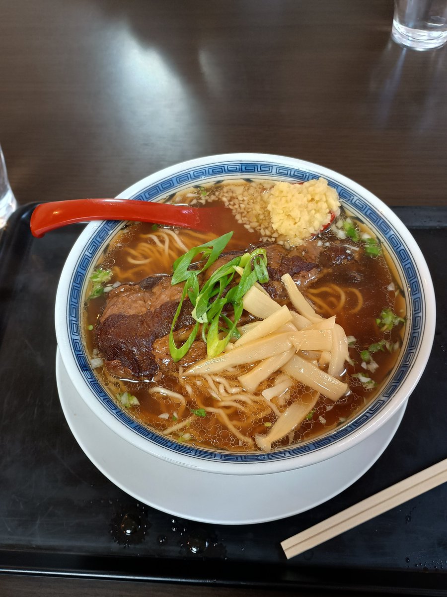 Aya2exx's tweet photo. #見た人もなにか無言でラーメンをあげる https://t.co/ZNwxHDIEZ1