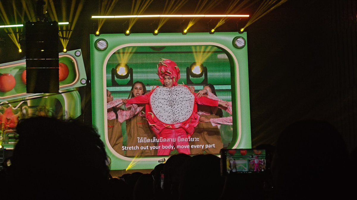 abcdefkt_'s tweet photo. fruits gang changed formation 🤣🤣

EMBPFK FEEL THE FUN TOGETHER
#FFFPartyConcert2026D2 https://t.co/0kASflP1DW