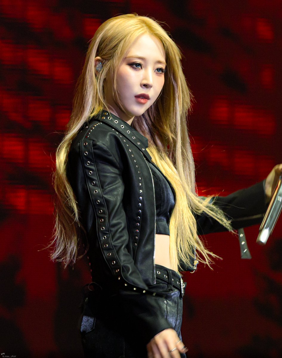k_moo_star's tweet photo. [ Moonbyul 문별🐹 ]                                      
260621 마마무 WORLD TOUR [4WARD] IN SEOUL D3(3)    

#마마무 #MAMAMOO #문별 #MoonByul #ムンビョル https://t.co/T1h9o49JMf