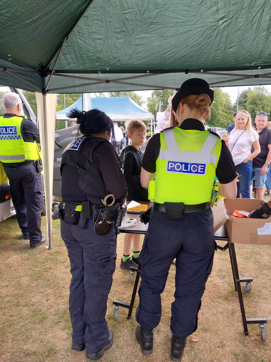 SparkbrookWMP's tweet photo. At the local AMP event at WMP TALLY HO! Officers have been handing literature out with Crime Prevention advice to members of the public. A great day out for Family and lots to learn! https://t.co/s4oubHGgNx