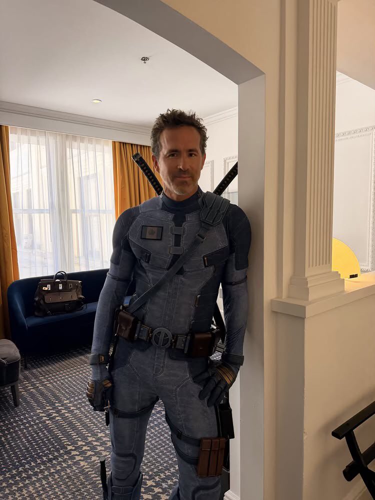 QuidVacuo's tweet photo. Ryan Reynolds en la SDCC https://t.co/8Pco6uIFXQ