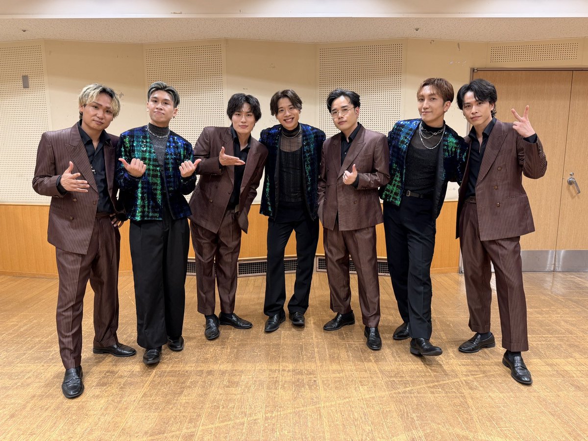 SHVNYA_WD's tweet photo. #カヨパ @Kayopa_official 

ありがとうございました👍✨
ウィズダムのライブ
楽しんでいただけましたか？？

オリビアを聴きながら
https://t.co/UnofOblaQd

All my life
https://t.co/KQ6TU03Fk4

素敵な空間でした🐣
またお会いしましょうっ！！

写真はZANPAさんと
with @zanpa_official https://t.co/ZnQFA3vCzN