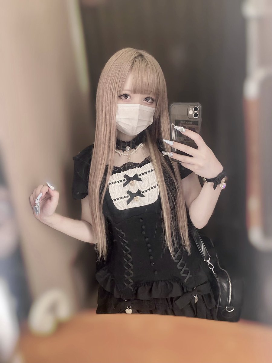 夢に見た tweet media