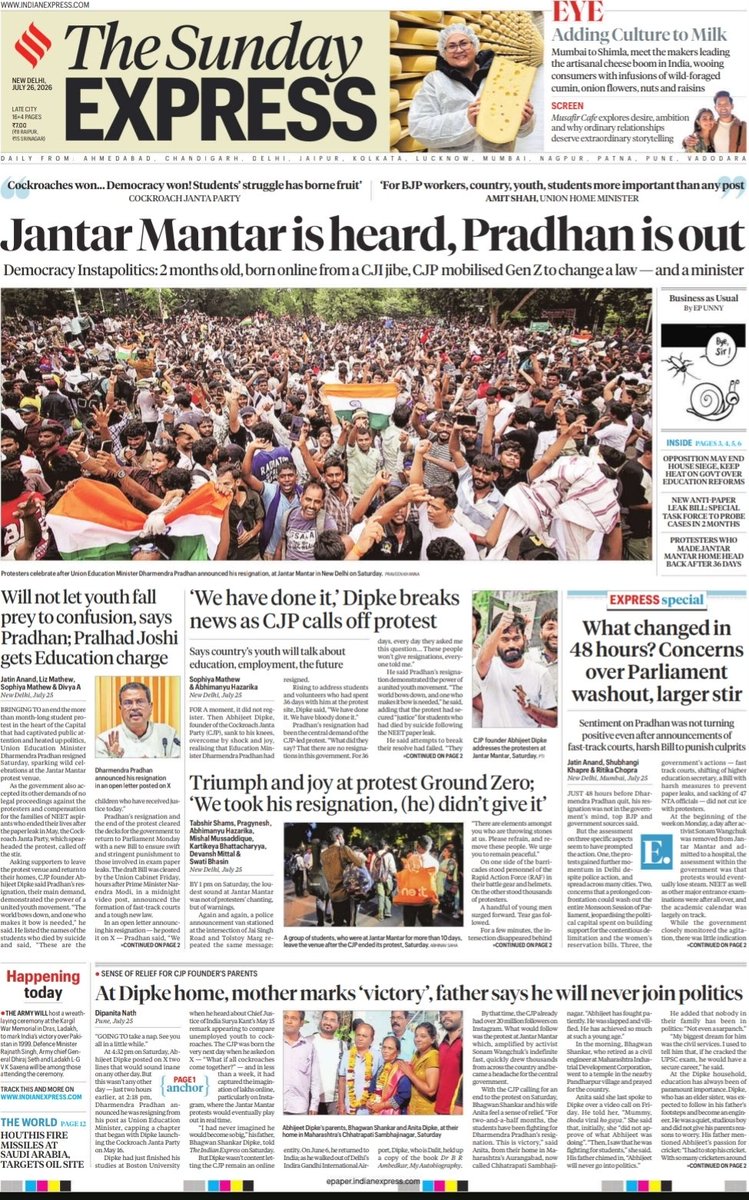 MishalM_'s tweet photo. Elated to be a tiny part of a protest of such a scale. Saw and experienced so much hope and solidarity among strangers gathered together for a cause. Thankful to all the peers at @IndianExpress https://t.co/Ig6sESIXyO